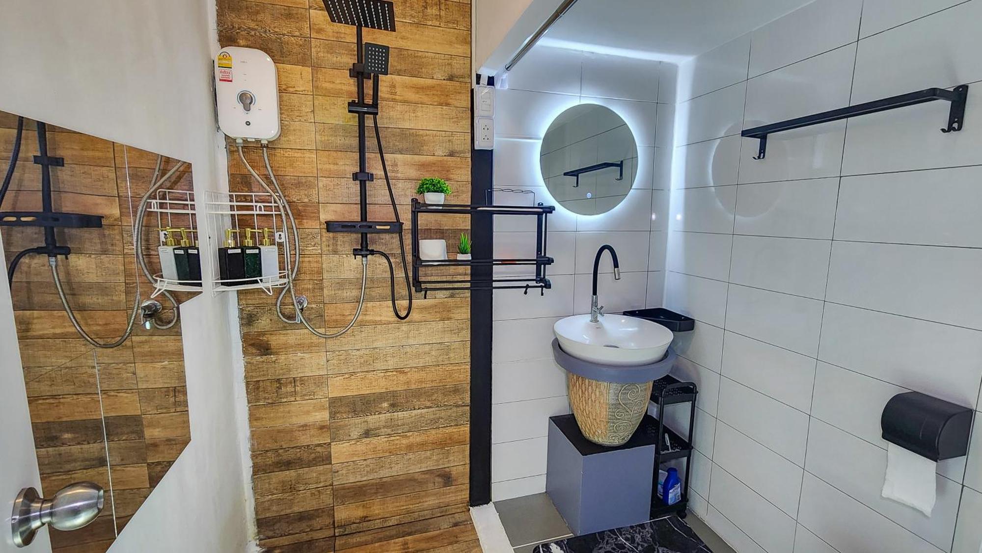 Green Paradise With Private And Front Yard Thongsala Ngoại thất bức ảnh